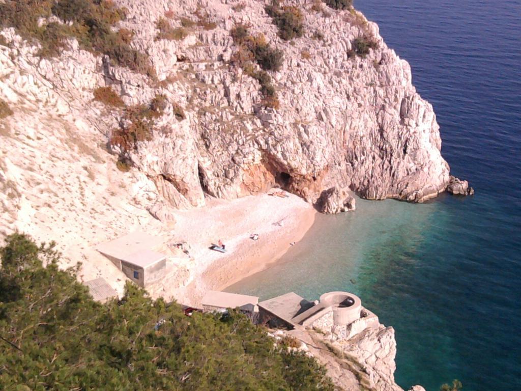 Apartman Renata - *