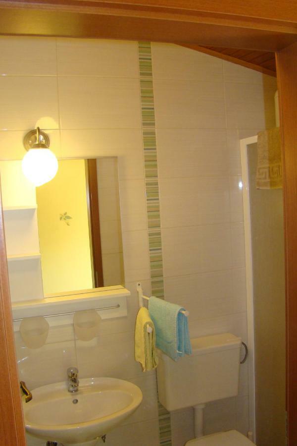 Renata - Apartment Brsec